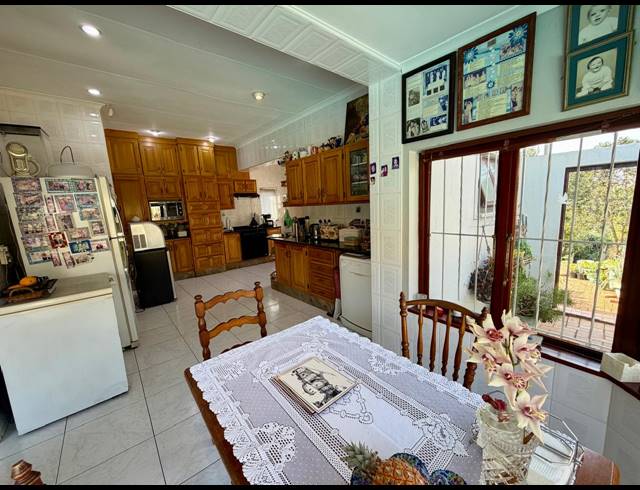 4 BEDROOM FREEHOLD FOR SALE IN RAMSGATE